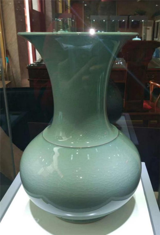 杏花微雨寻你绝世芳华弘宝汝瓷百万寻宝等你来