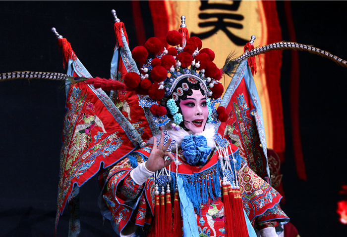 豫剧小皇后王红丽喜收新徒 为豫剧传承再添生机