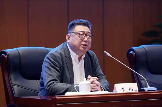 人权法研究室前主任,中国国际法学会常务理事赵建文分别从不同的角度