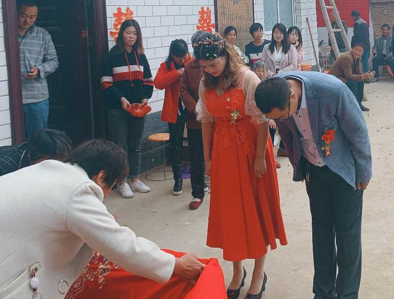 杞县钱忠女儿的婚礼图片