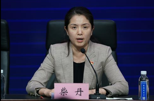 郑州市政府副秘书长柴丹回答