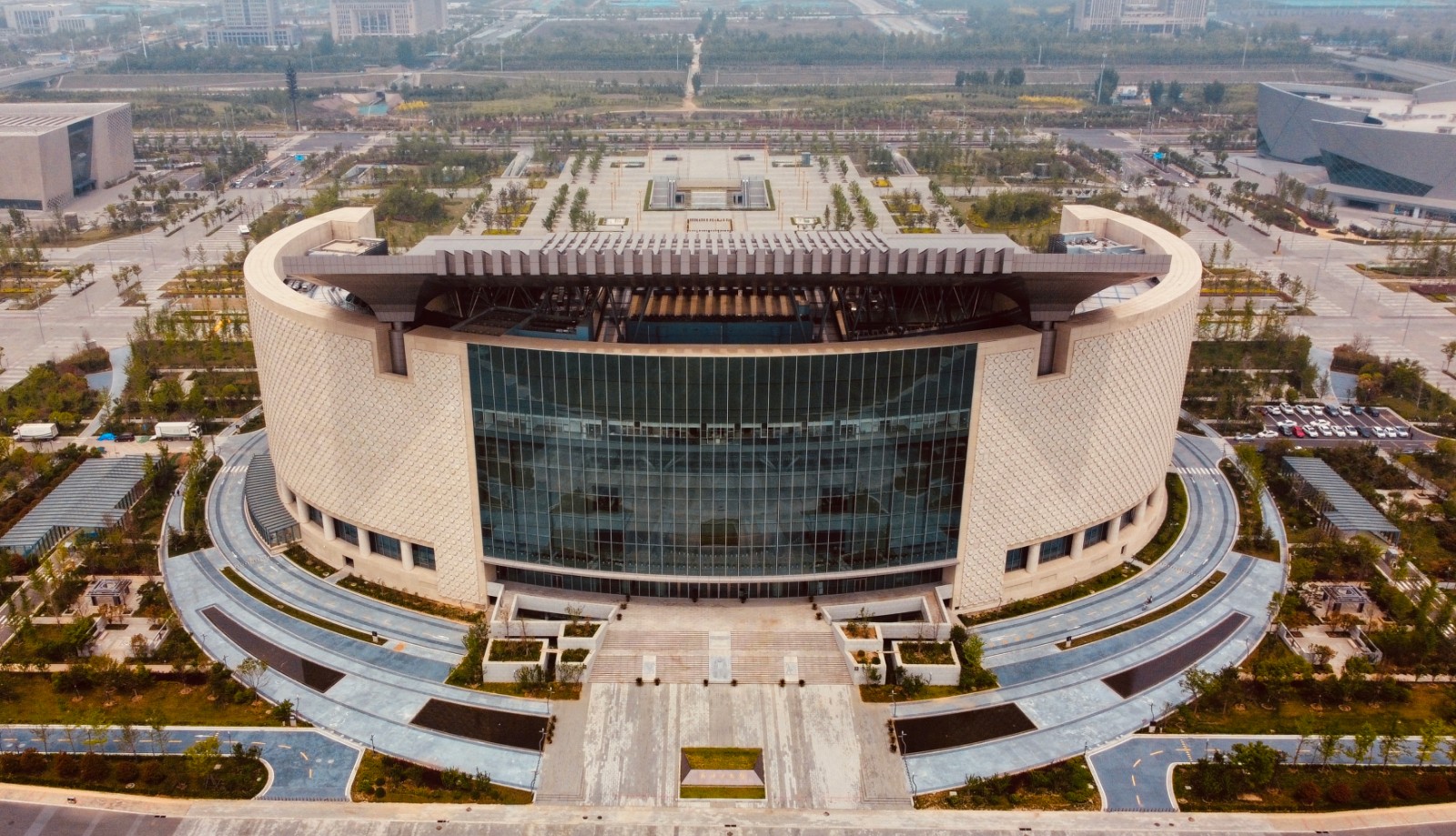专稿 各地 文化 >正文郑州博物馆新馆位于郑州市民公共文化服务区(ccd