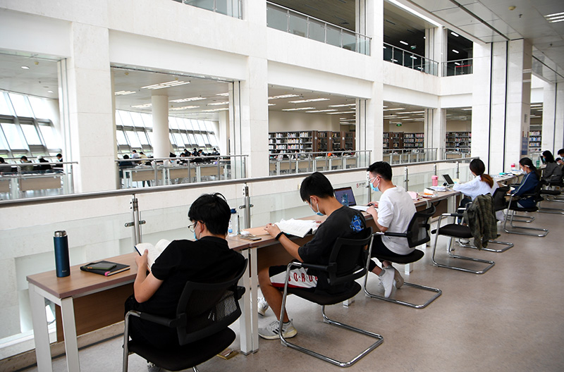 郑州高新区图书馆图片