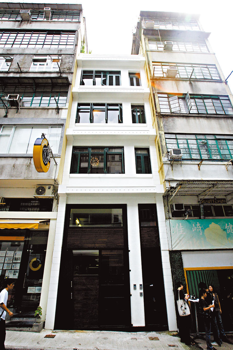 古董有知音 唐楼活化变潮宅