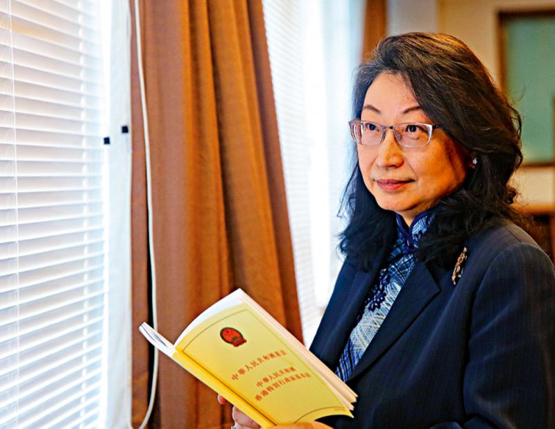 英议员诋毁国安法郑若骅斥行为恶劣