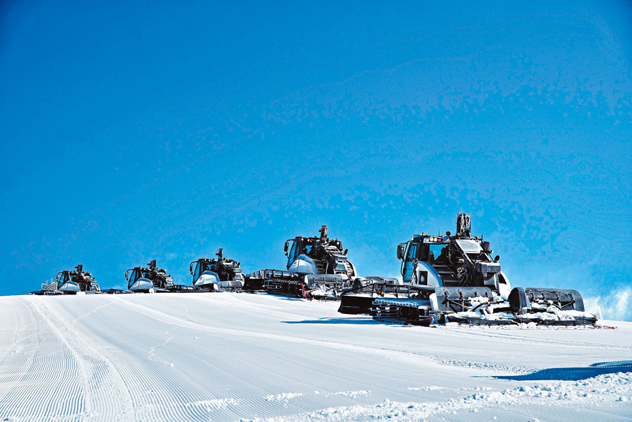 北京冬奥前瞻|延庆赛区200小时完成赛道造雪